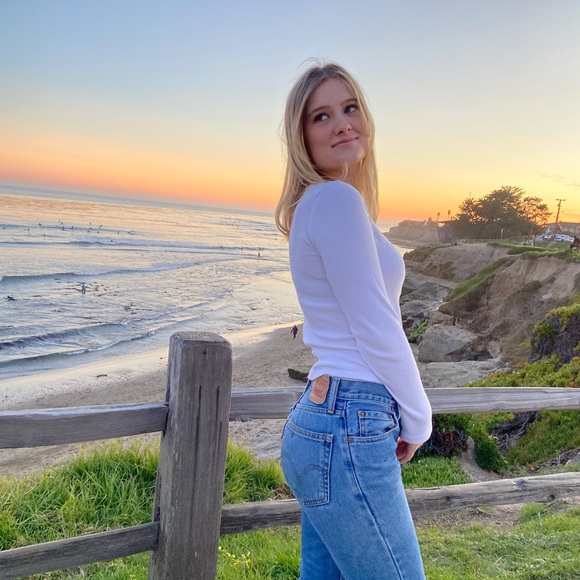 Meet your Posher, Riely - Picture 4 of 6